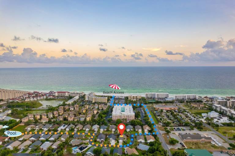 Ample vacation home with pool, yard & barbecue | Pets are welcome — photo 4