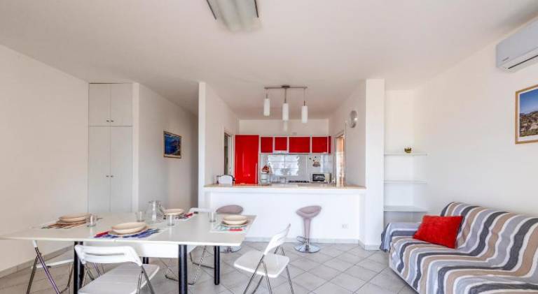 Vacation home with terrace & BBQ — photo 3
