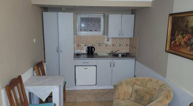 Rental apartment with patio & garden | Beach nearby | Pets allowed — photo 5