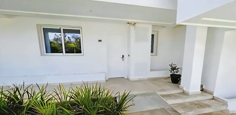 Rental apartment with pool, terrace & garden | Pool view — photo 5