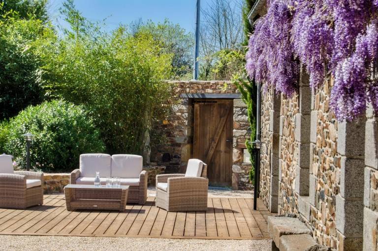 Gite with yard, sauna & terrace — photo 5