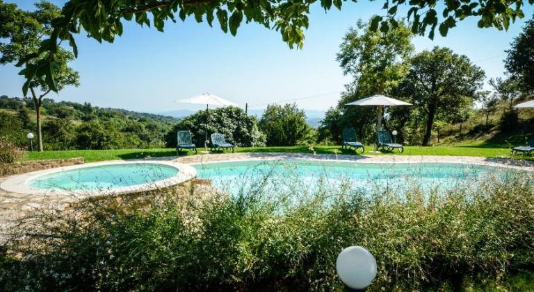 Farm with terrace, jacuzzi & pool — photo 4