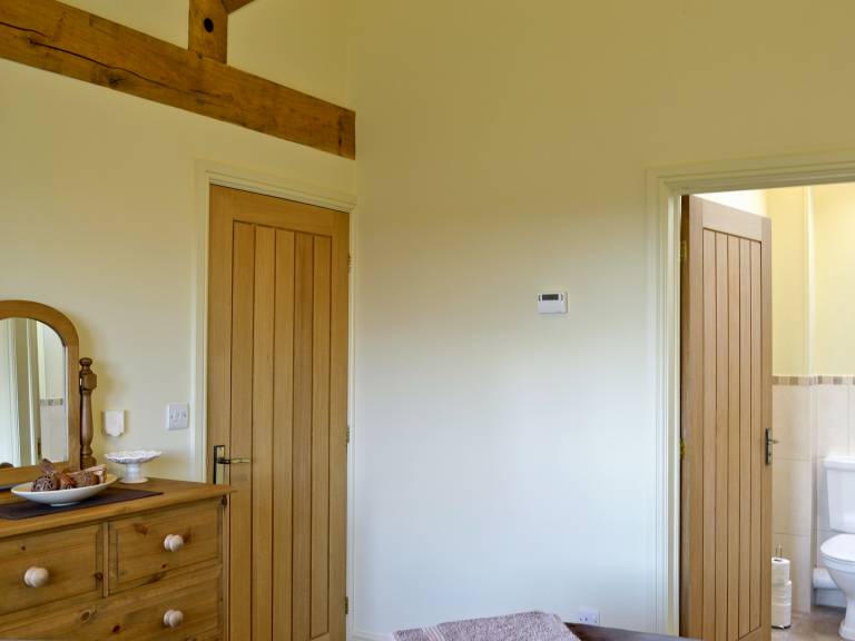 Cottage with terrace & garden — photo 5