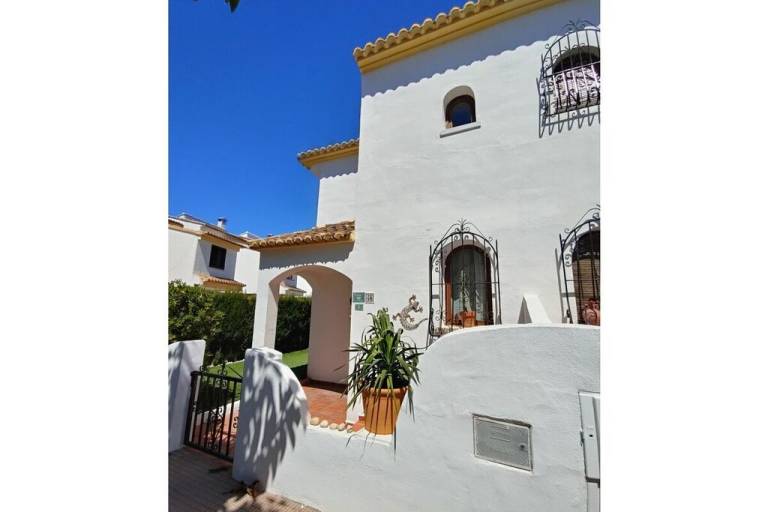 Fully equipped vacation home with BBQ, terrace & garden | Close to the beach | Dogs allowed — photo 3