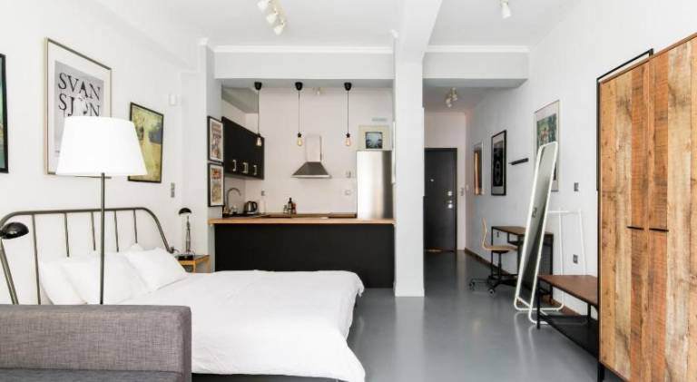 Beautiful serviced apartment | Close to Acropolis of Athens | Suitable for remote work | Pets are welcome in Athens