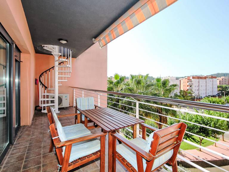 Children-friendly beautiful rental apartment with garden, pool & patio | Next to the beach | Pet-friendly — photo 3