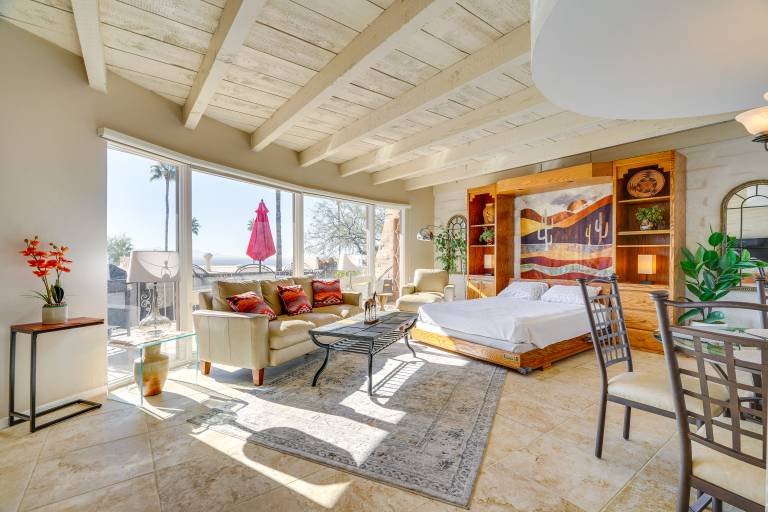 Catalina Foothills Gem 8 Mi to Sabino Canyon