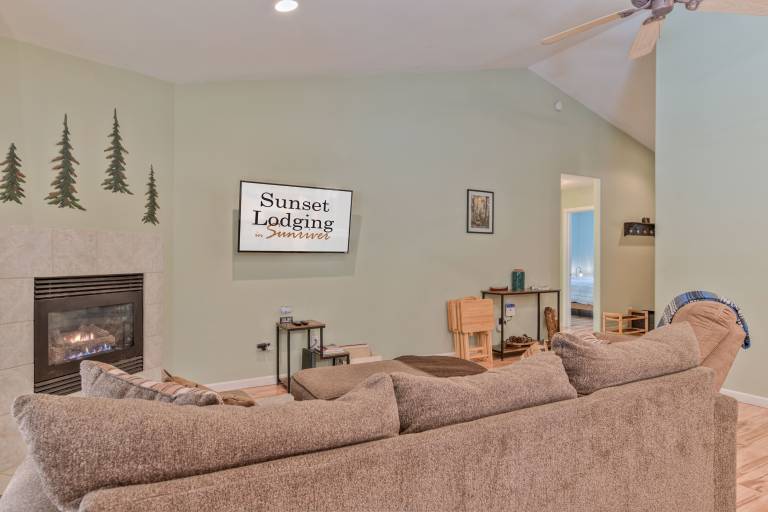 DRRH, Hot Tub, A/C, Dog Friendly, Fire Pit — photo 4