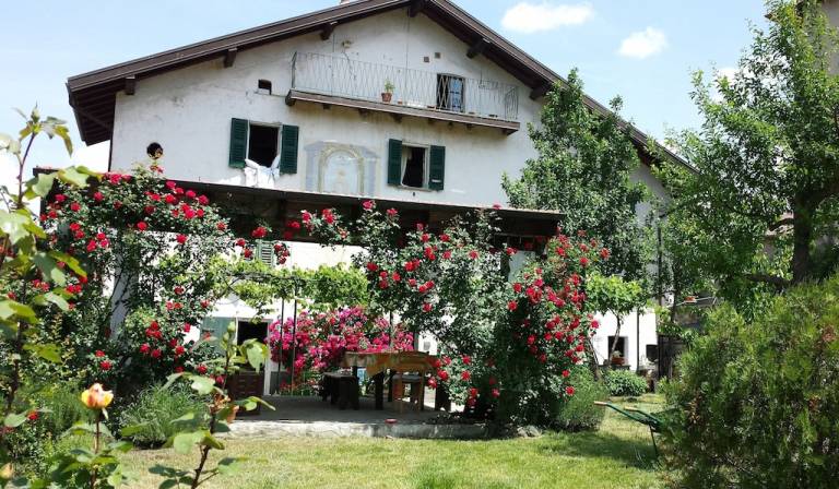 Bed and breakfast  Mioglia