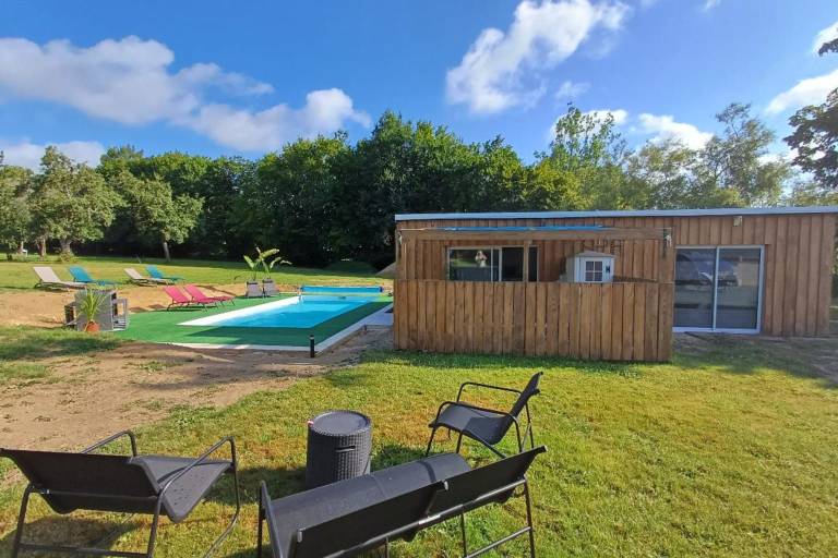 Cabin  Éguzon-Chantôme