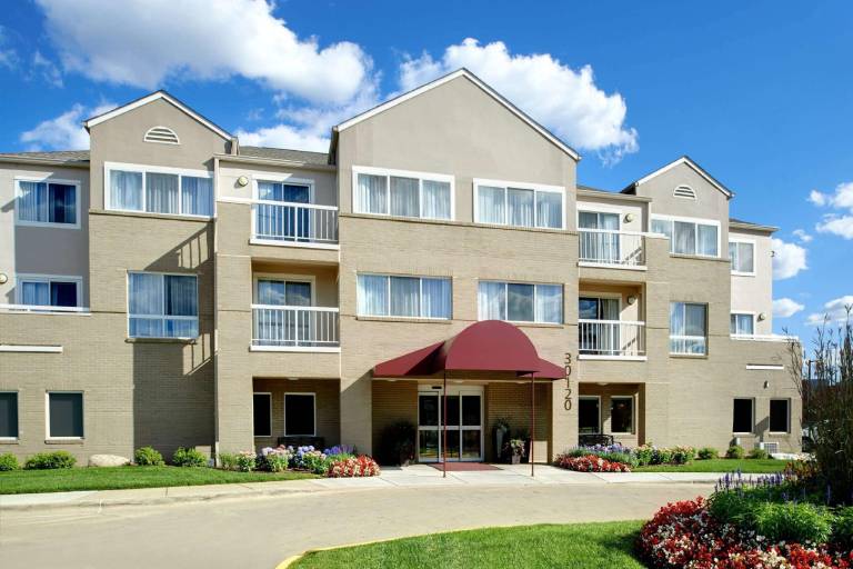 Sonesta ES Suites Detroit Warren — photo 4