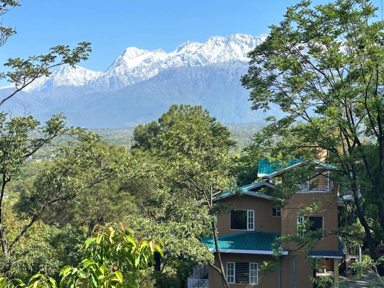 Holiday apartment with yard | Good for workation in Palampur