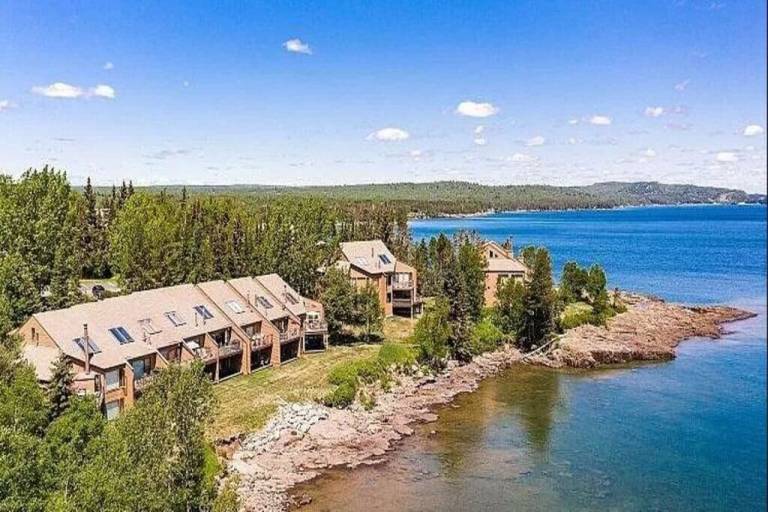 House Two Harbors