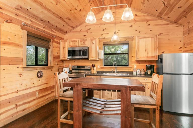 Beautiful cabin with barbecue | Mountain view | Pets allowed — photo 4