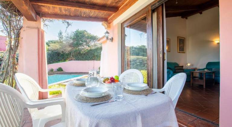 Ample villa with pool | Pets are welcome — photo 5