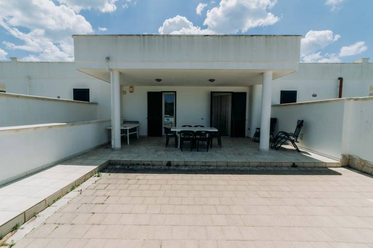 Rental apartment with barbecue & garden — photo 5