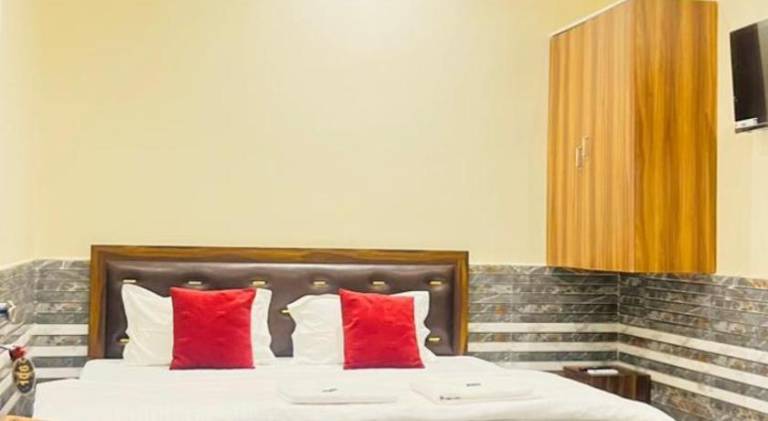 House with terrace in Ayodhya