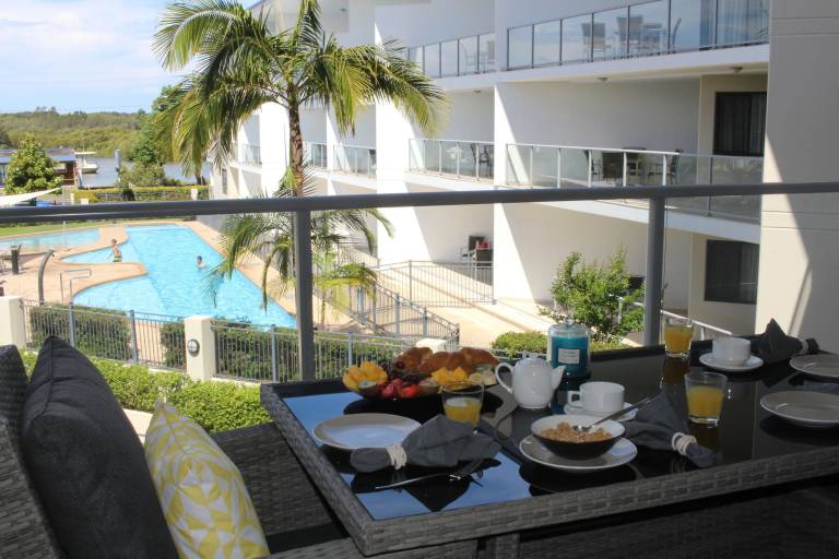Apartment  Tea Gardens