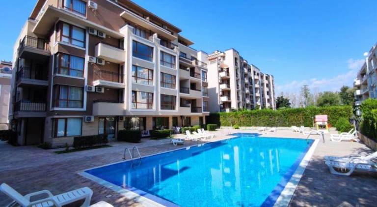 Nice rental apartment with yard & private pool | Pets are welcome in Burgas