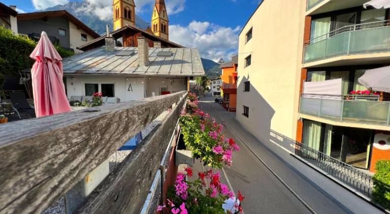 Mitten im Zentrum Ferienwohnungen mit sonniger Terrasse — photo 4