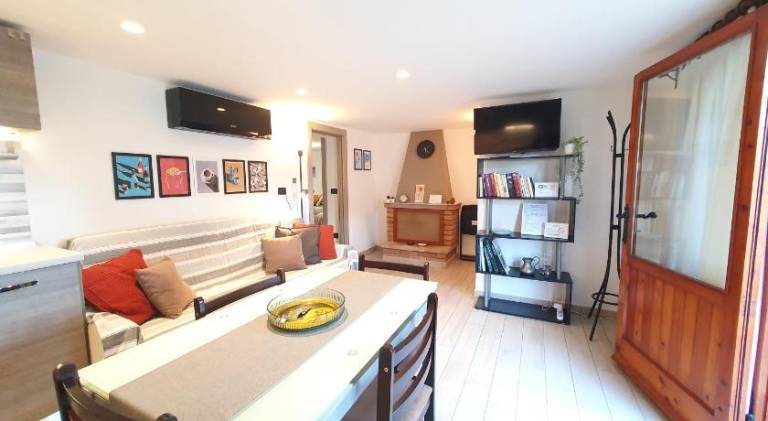 Apartment with 2 rooms for 5 persons — photo 5