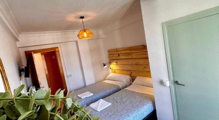 Hostal Atuaire Home en el centro de Burgos in Burgos