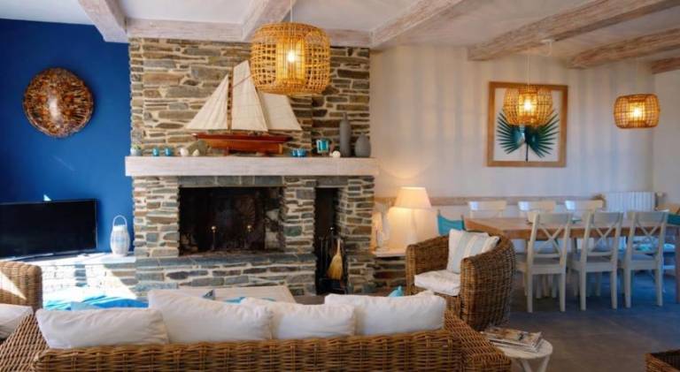 Villa with barbeque, yard & terrace in Barneville-Carteret
