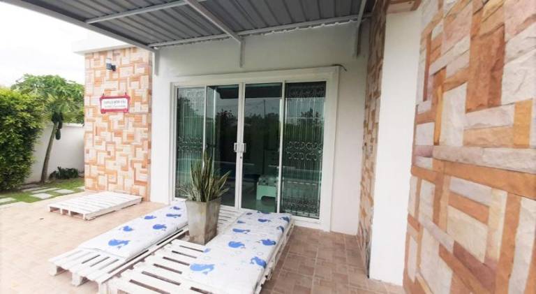 Party House Pool Villa Huahin (Near 7-11) 4-15 Pax — photo 5