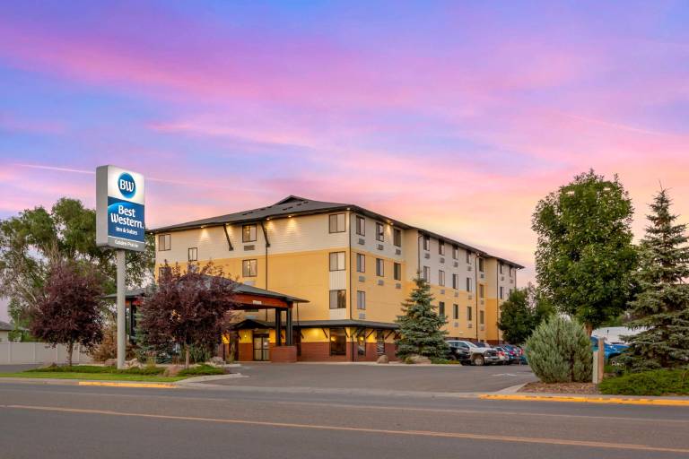 Best Western Golden Prairie Inn & Suites in Sidney, MT