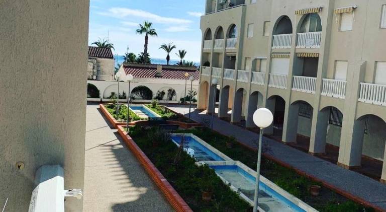 Rental apartment with patio, yard & private pool | Beach nearby | Pets are welcome — photo 4
