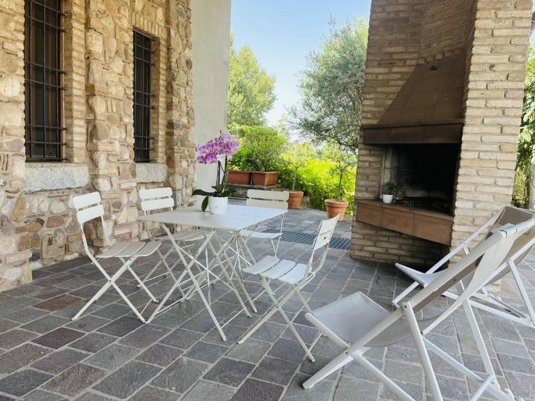 Il Borgo fra i laghi in Mantua