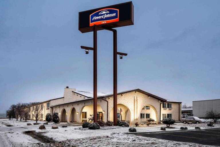 Howard Johnson by Wyndham Appleton — photo 3