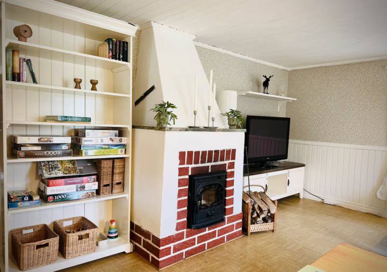 Charmantes, renoviertes Ferienhaus in Alleinlage wenige Minuten vom See — photo 4