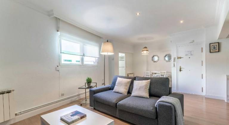 Apartment | Near Azkuna Zentroa in Bilbao