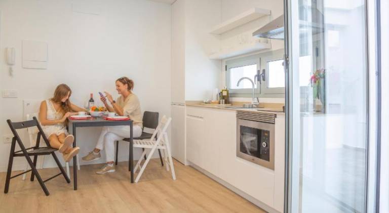Holiday apartment | Near Plaza de España | Pets allowed — photo 2