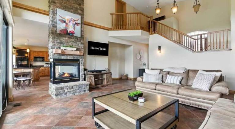 The Sanctuary at Prescott Downtown Sleeps 16 — photo 3