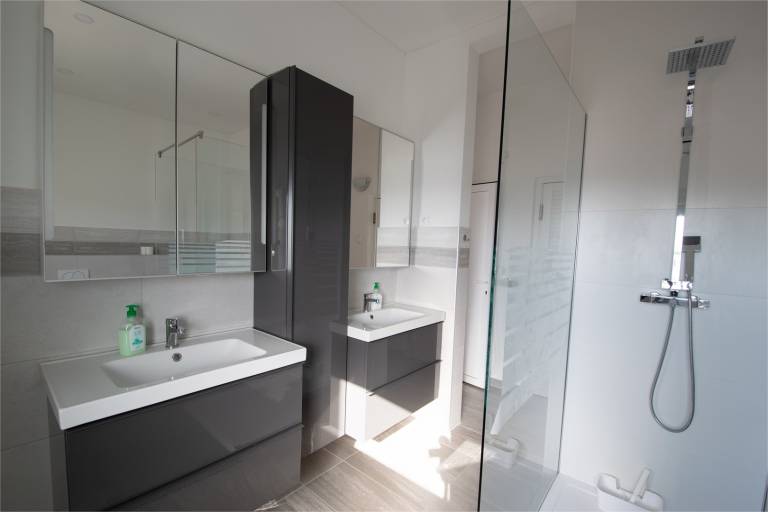 Fully equipped spacious apartment with BBQ & patio | Sea view | Pet-friendly — photo 4