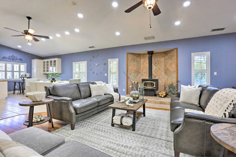 Chic Ranch Style Home on 33 Acre Walnut Ranch