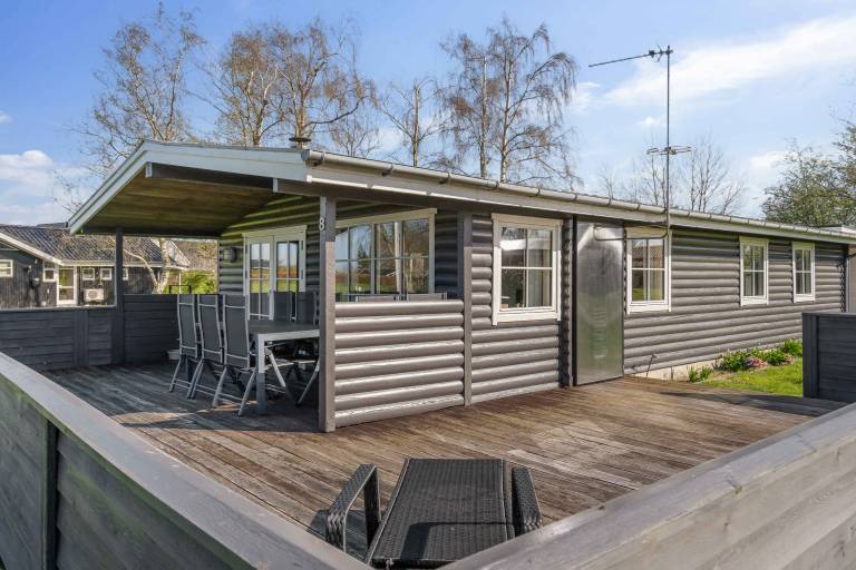 House with garden, terrace & barbecue — photo 2