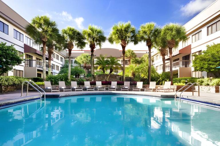 Embassy Suites by Hilton Orlando International Drive Convention Center — photo 4