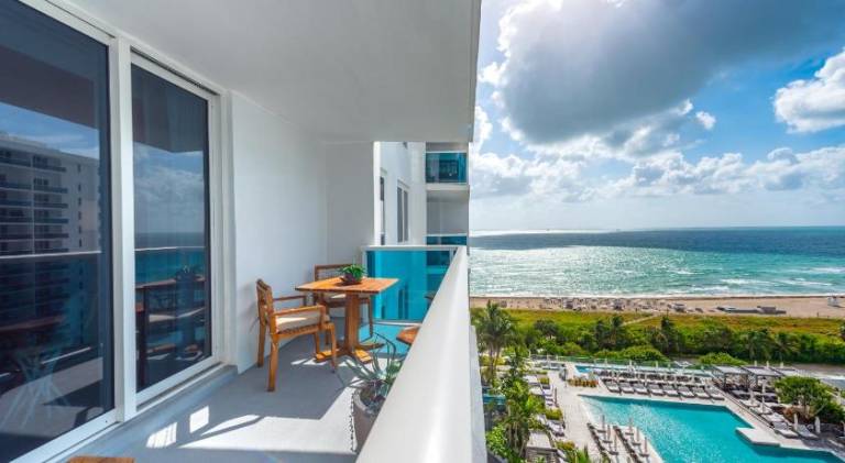 Rental apartment with jacuzzi | Next to Miami Beach Botanical Garden — photo 4