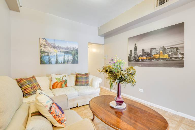 Apartment  Oak Park