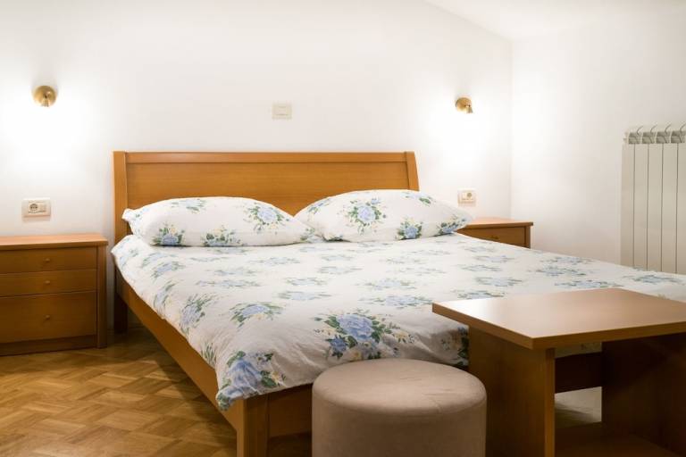 Prenočišče z zajtrkom Dutovlje
