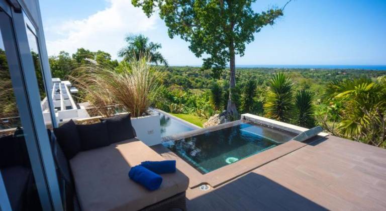 Villa with terrace, pool & barbeque | Pets allowed — photo 3