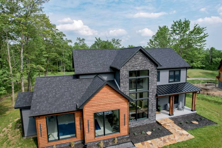 New and Amazing Golf Home with Private Indoor Pool