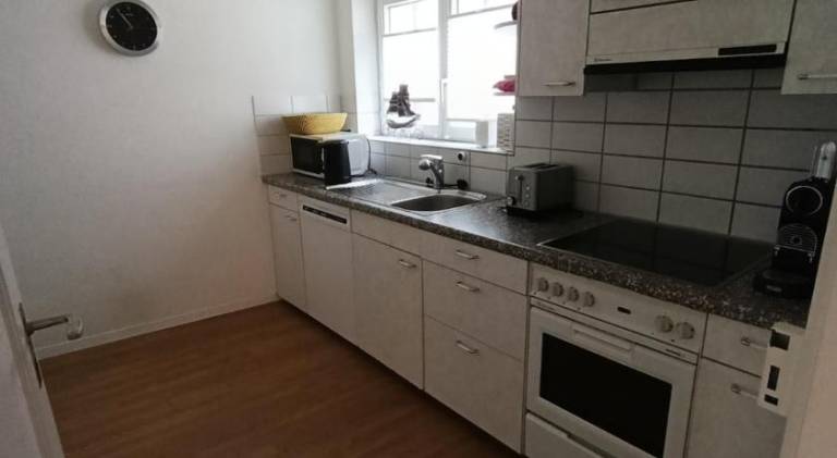Rental apartment with 3 rooms for 5 persons — photo 2