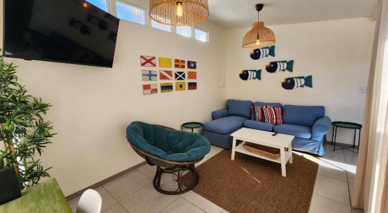 House | Beach nearby | Pet-friendly — photo 2