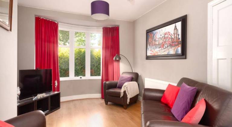 36 Westminster Road Bright & Spacious 2-Bed Home in York with Garden Pass the Keys in York