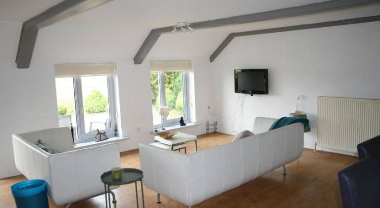 House with 2 rooms for 4 persons — photo 3