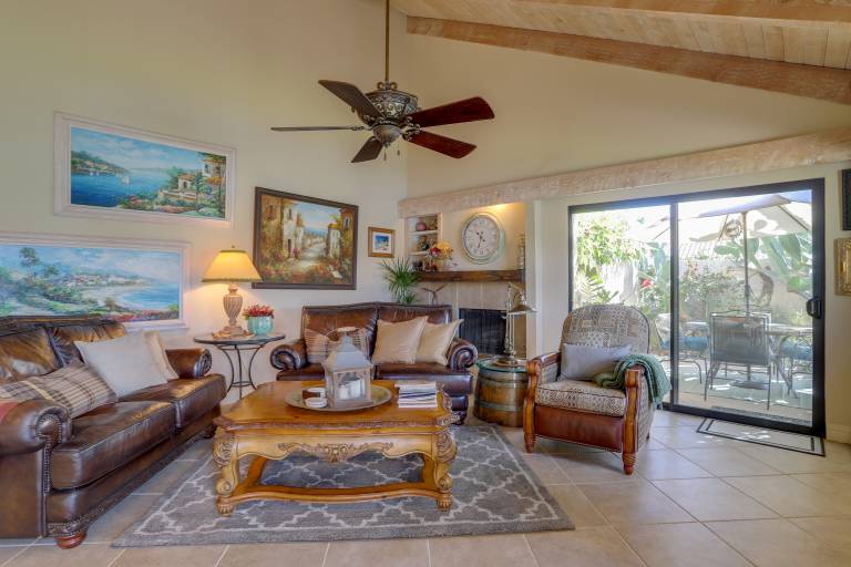 Mtn-View Rancho Mirage Condo w/ Lakefront Patio — photo 4
